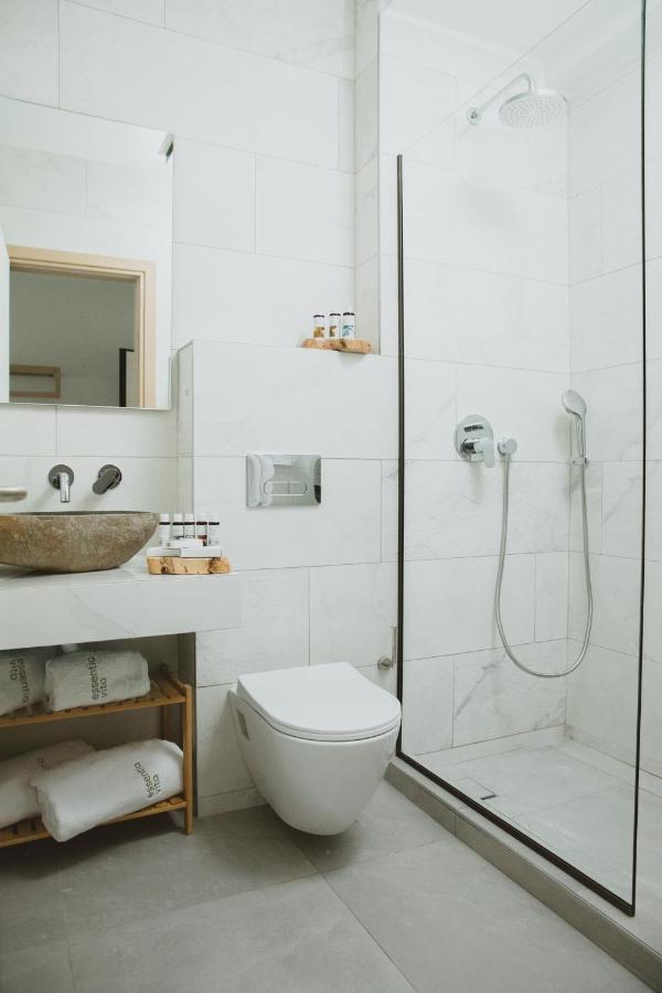 Essentia Vita Comfy Suites Limenas  Luaran gambar